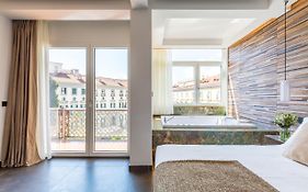 Dei Martiri Suite